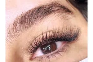 آرایشگاه چهره های روز — نمونه 1