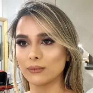 آرایشگاه آمیلیا — نمونه 2