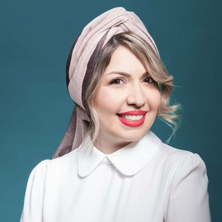 سالن رمیسا میرزایی