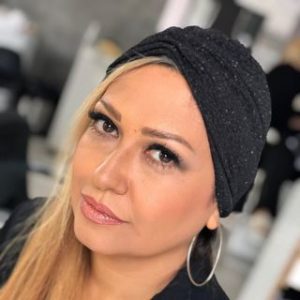 سالن زیبایى ژوانا