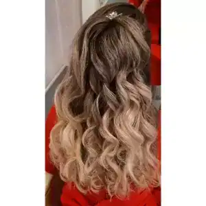 سالن مهسا صالحی