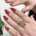 آرایشگاه مه نگار