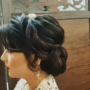آرایشگاه خاتون