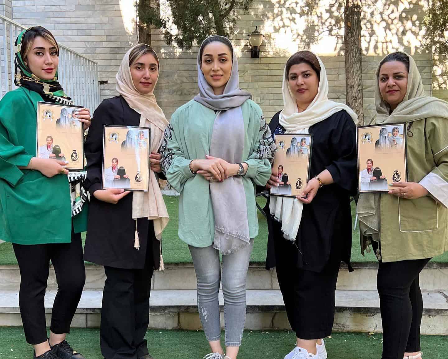 الناز زارعی