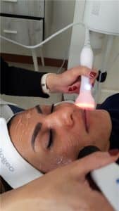 خدمات پاکسازی پوست و فیشیال تخصصی منلی — نمونه 1