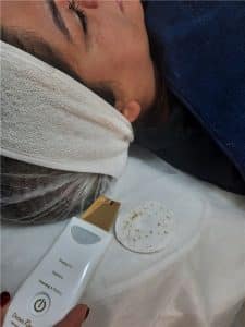 خدمات پاکسازی پوست و فیشیال تخصصی منلی — نمونه 4
