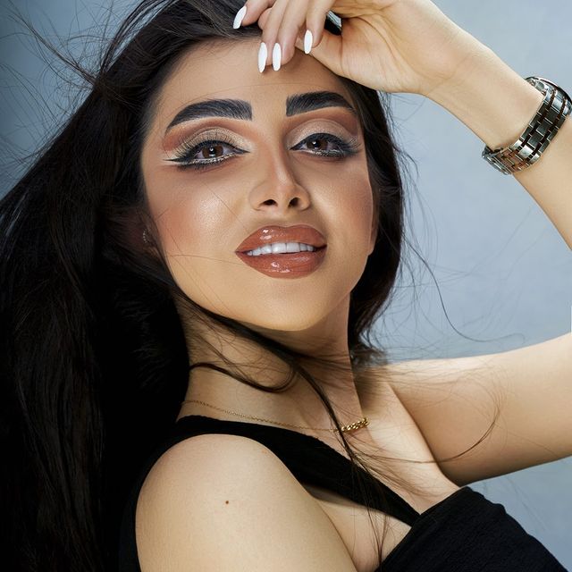 سالن روشا — نمونه 5
