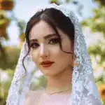 آرایشگاه الی ماه