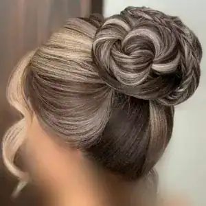 آرایشگاه ریحانه خاکپور