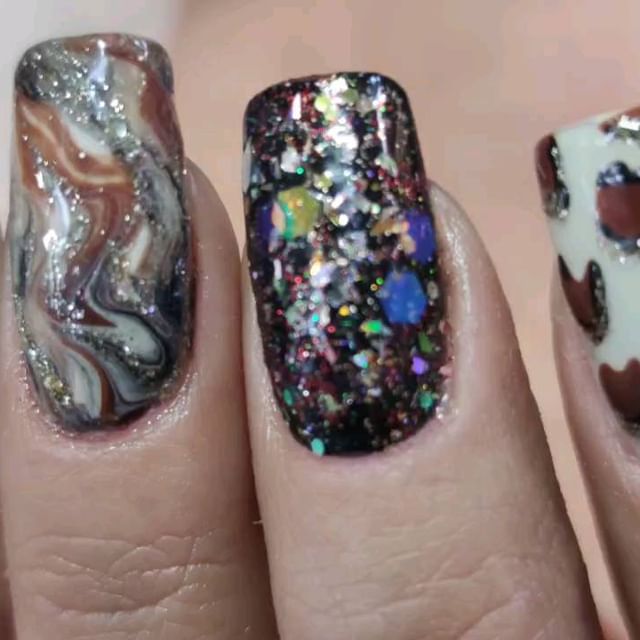 آرایشگاه سرخابی — نمونه 2