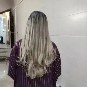 سالن زیبایی نازی — نمونه 2