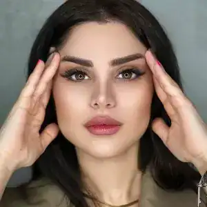مرکز زیبایی رویال — نمونه 2
