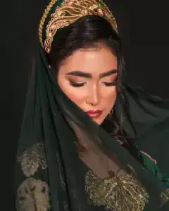 آرایشگاه مرمر — نمونه 6