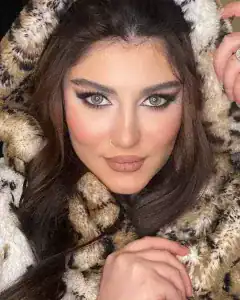 سالن زیبایی عروس ایده آل — نمونه 3