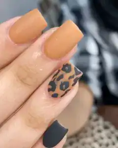 سالن زیبایی مژده