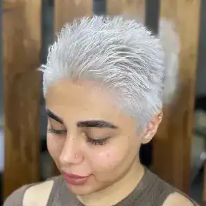 سالن زیبایی روناس — نمونه 1