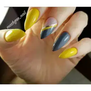 آرایشگاه لی لی رز