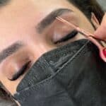 سالن زیبایی مژگان مومن