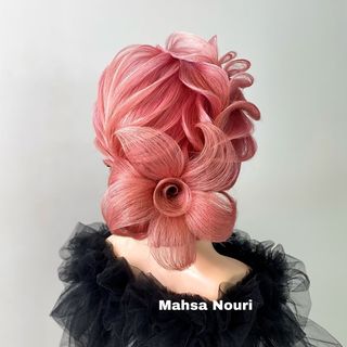 آرایشگاه ماه نو