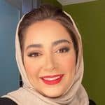 رویا اکبری
