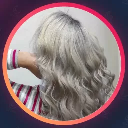 پانیذ مشمول | متخصص زیبایی در مشهد